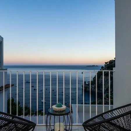 Gianlica Guest house 4*